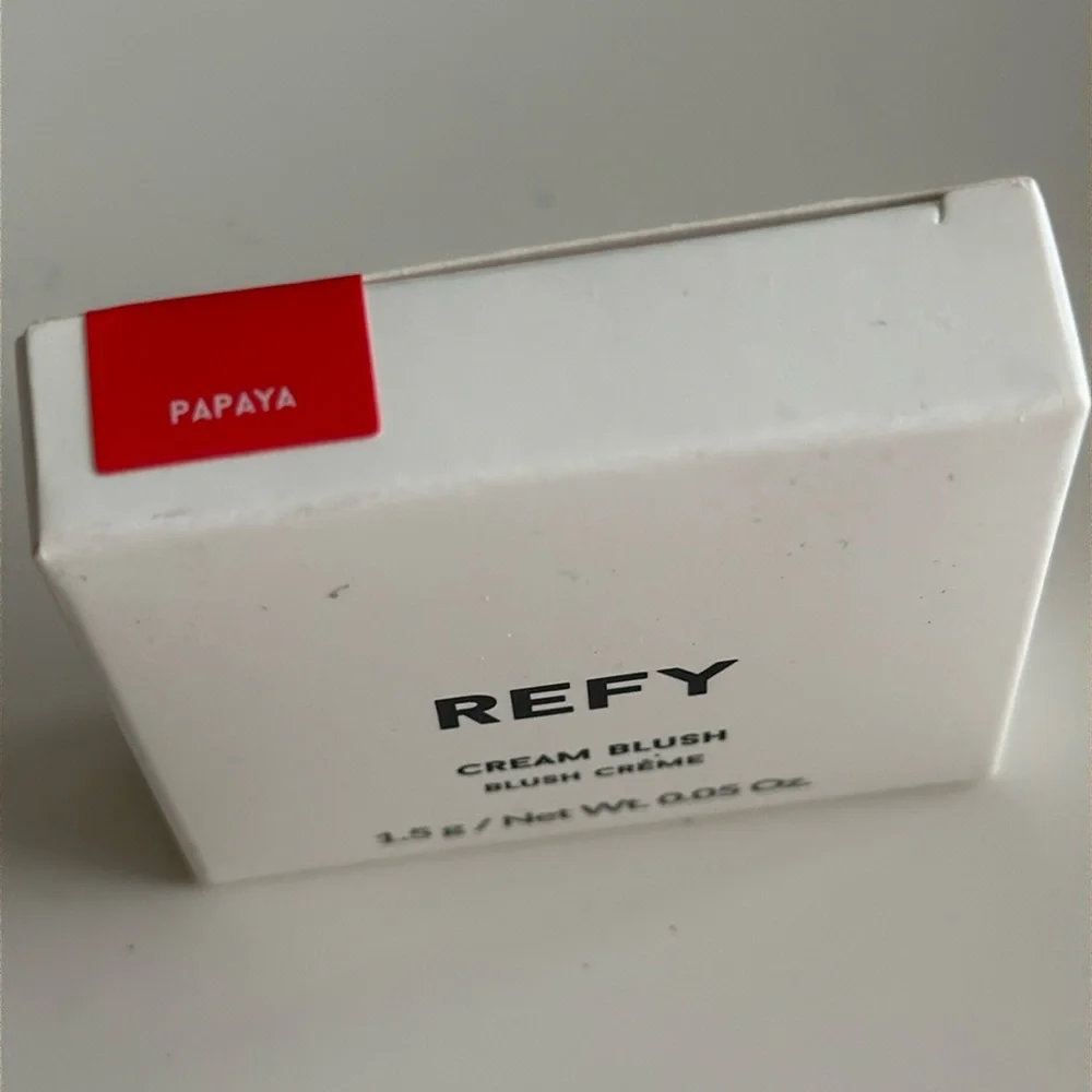 REFY cream blush